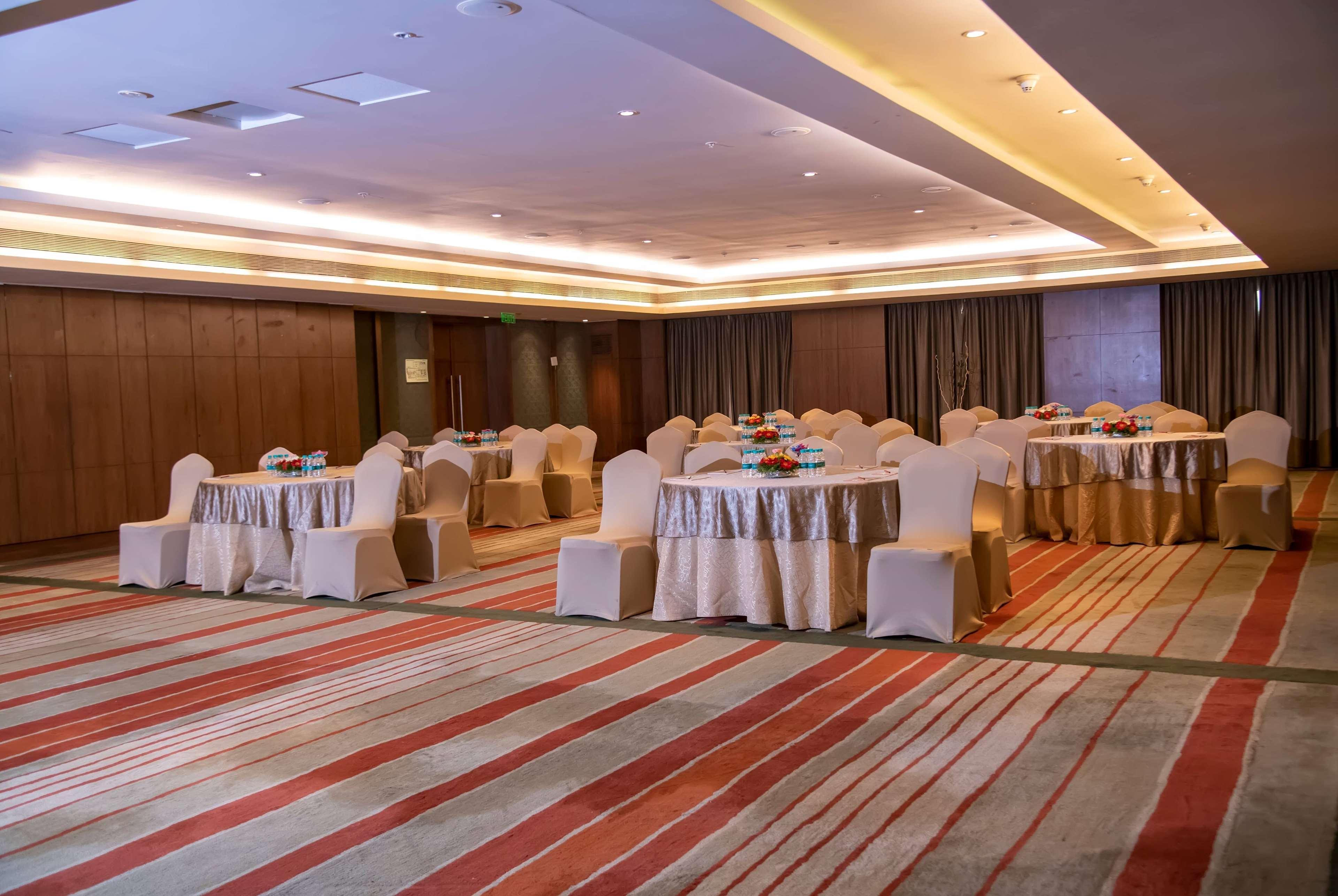 Ramada Plaza By Wyndham Pune Hinjewadi Dāpuri Extérieur photo