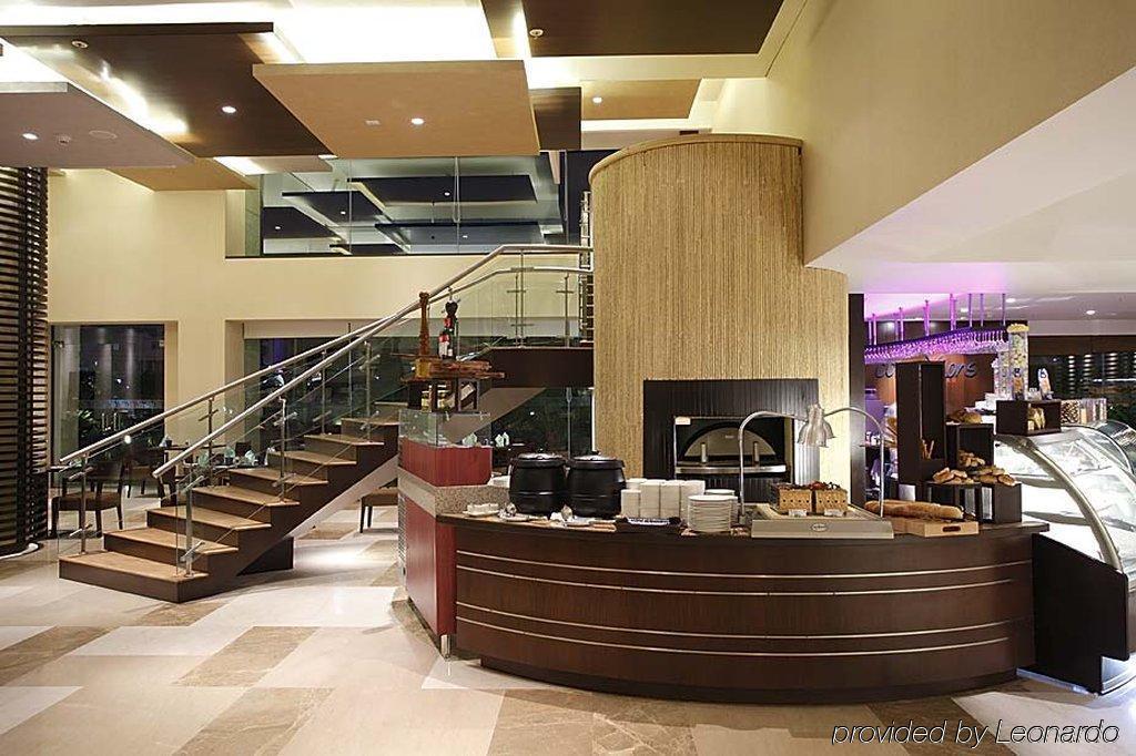 Ramada Plaza By Wyndham Pune Hinjewadi Dāpuri Extérieur photo