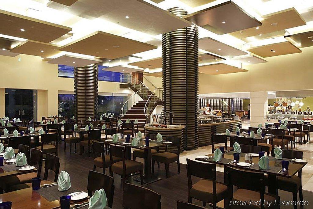 Ramada Plaza By Wyndham Pune Hinjewadi Dāpuri Extérieur photo