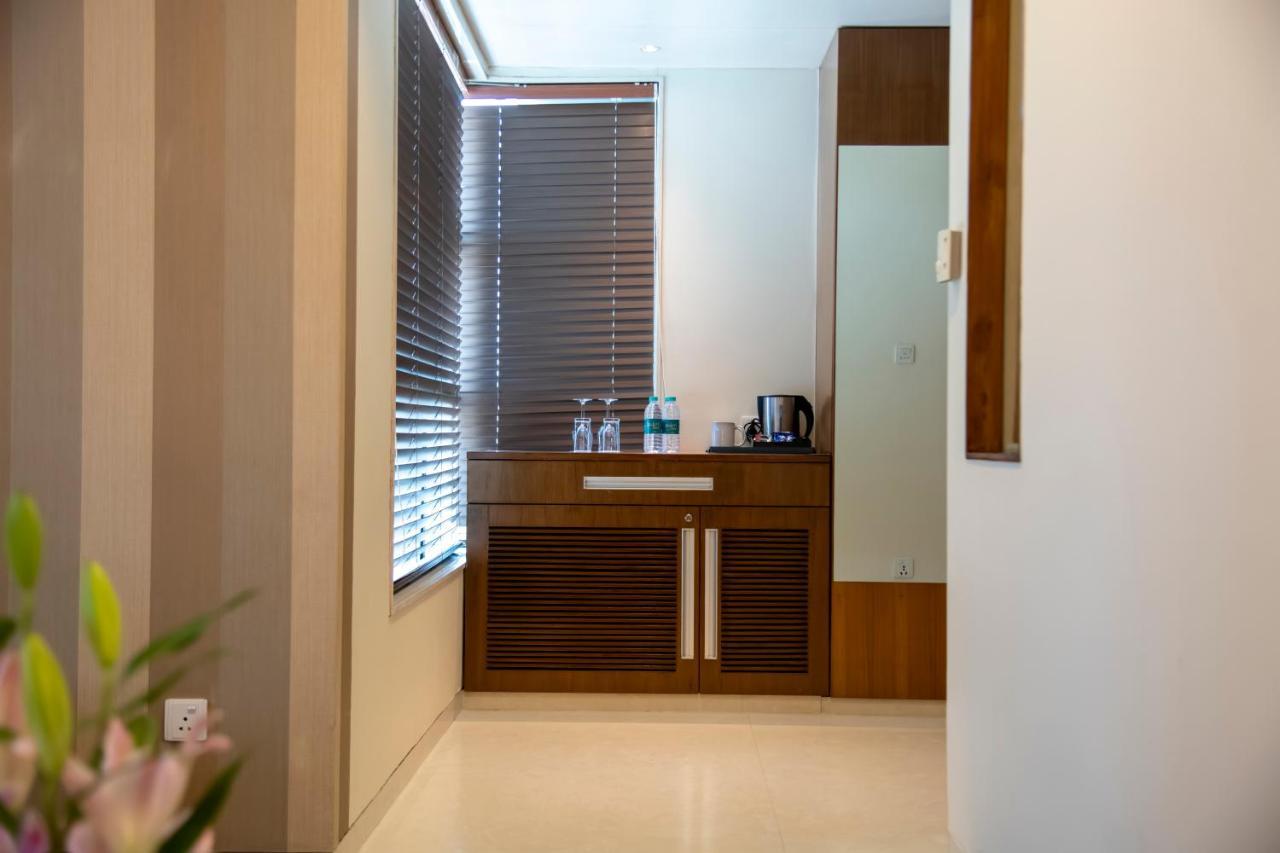 Ramada Plaza By Wyndham Pune Hinjewadi Dāpuri Extérieur photo