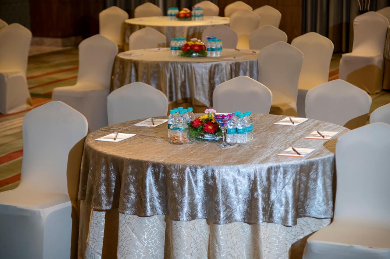 Ramada Plaza By Wyndham Pune Hinjewadi Dāpuri Extérieur photo